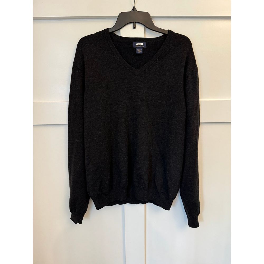 Brooks brothers large black v neck sweater
